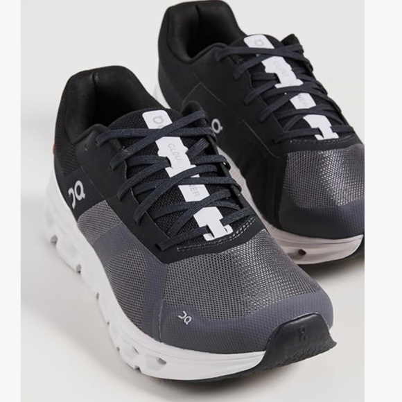 New in box Men’s On Cloudrunner Sneakers Eclipse/Frost Color Size 12 US - Picture 2 of 8